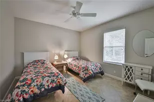 526 Lake Louise Cir, Naples, FL 34110 - Photo 12