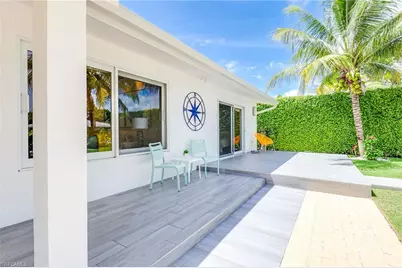 1088 Wisconsin Dr, Naples, FL 34103 - Photo 18