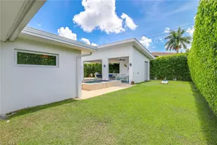 1088 Wisconsin Dr, Naples, FL 34103 - Photo 22