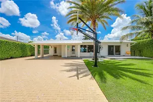 1088 Wisconsin Dr, Naples, FL 34103 - Photo 20