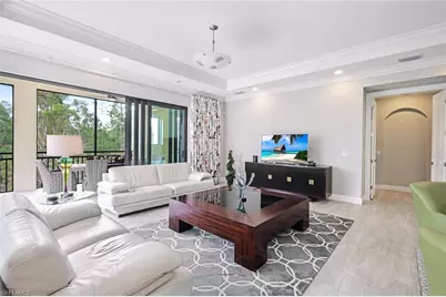 2751 Tiburon Blvd E #201, Naples, FL 34109 - Photo 4