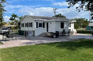 313 Copeland Ave N, Everglades City, FL 34139 - Photo 8