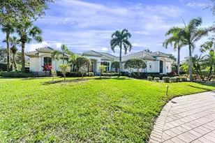 11234 5 Oaks Ln, Naples, FL 34120 - Photo 2