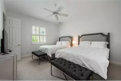 860 7th St S, Naples, FL 34102 - Photo 10