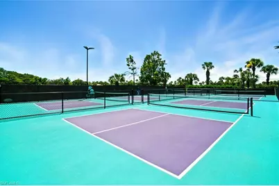 11242 Five Oaks Ln, Naples, FL 34120 - Photo 12