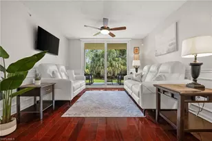 1230 Wildwood Lakes Blvd, Naples, FL 34104 - Photo 2