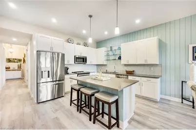 164 Indies Dr E #203, Naples, FL 34114 - Photo 4