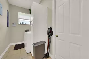 126 SW 39th Pl, Cape Coral, FL 33991 - Photo 18