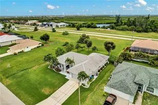 126 SW 39th Pl, Cape Coral, FL 33991 - Photo 44