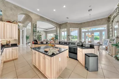 2339 Alexander Palm Dr, Naples, FL 34105 - Photo 46