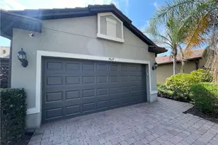 7627 Jacaranda Ln, Naples, FL 34114 - Photo 8