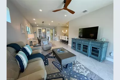 7627 Jacaranda Ln, Naples, FL 34114 - Photo 24