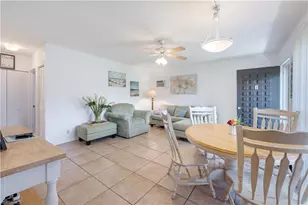 235 Seaview Ct, Marco Island, FL 34145 - Photo 4