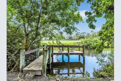 124 Sharwood Dr, Naples, FL 34110 - Photo 8