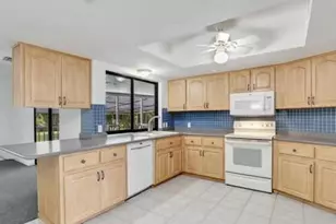 124 Sharwood Dr, Naples, FL 34110 - Photo 34