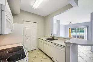 6300 Aragon Way, Fort Myers, FL 33966 - Photo 10