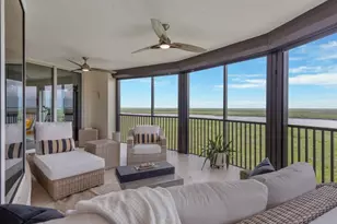 1050 Borghese Ln, Naples, FL 34114 - Photo 6