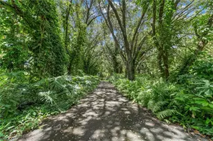 5247 Cherry Wood Dr, Naples, FL 34119 - Photo 20