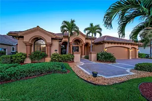 967 Tivoli Dr, Naples, FL 34104 - Photo 2