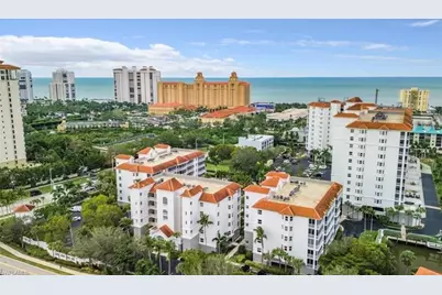 470 Launch Cir #V303, Naples, FL 34108 - Photo 12