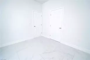 1137 NE 4th Ave, Cape Coral, FL 33909 - Photo 28