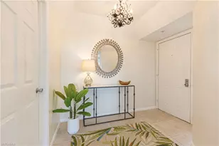 25 Bluebill Ave, Naples, FL 34108 - Photo 2