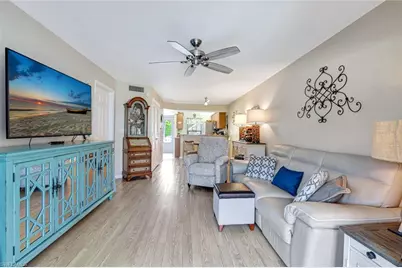 721 W Elkcam Cir #211, Marco Island, FL 34145 - Photo 4