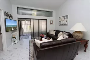 10805 Queen Anne Ln, Naples, FL 34109 - Photo 8