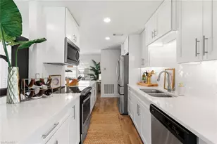 4072 Belair Ln, Naples, FL 34103 - Photo 8