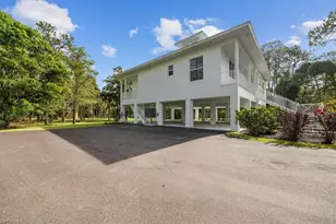 1041 20th Ave NE, Naples, FL 34120 - Photo 22