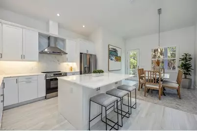 1041 20th Ave NE, Naples, FL 34120 - Photo 8