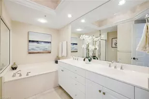 300 Dunes Blvd, Naples, FL 34110 - Photo 16