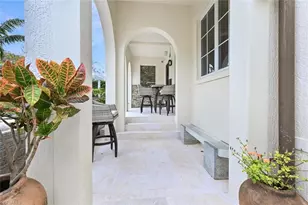 425 5th St S, Naples, FL 34102 - Photo 38
