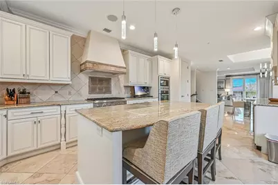 425 5th St S #A, Naples, FL 34102 - Photo 6