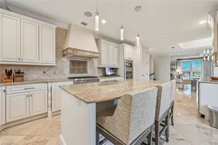 425 5th St S, Naples, FL 34102 - Photo 6