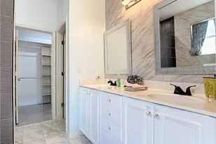 9346 Palm Island Cir, North Fort Myers, FL 33903 - Photo 24