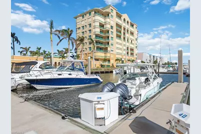 1081 Bald Eagle Dr, Marco Island, FL 34145 - Photo 4