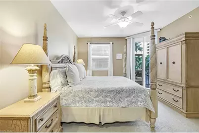 460 Launch Cir #202, Naples, FL 34108 - Photo 10