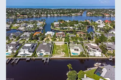 2375 Tarpon Rd, Naples, FL 34102 - Photo 10