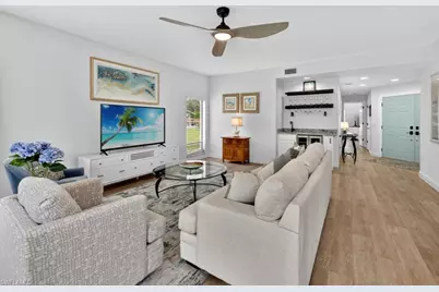 764 Eagle Creek Dr #104, Naples, FL 34113 - Photo 4