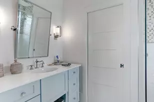477 3rd Ave S, Naples, FL 34102 - Photo 22