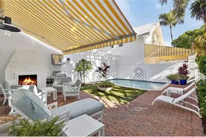 477 3rd Ave S #2, Naples, FL 34102 - Photo 2