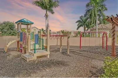 1465 Serrano Cir, Naples, FL 34105 - Photo 18