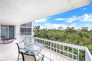 5501 Heron Point Dr, Naples, FL 34108 - Photo 16