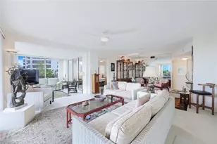 5501 Heron Point Dr, Naples, FL 34108 - Photo 4