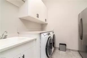 11628 Periwinkle Dr, Naples, FL 34120 - Photo 20