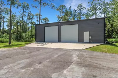 3360 2nd Ave SE, Naples, FL 34117 - Photo 36
