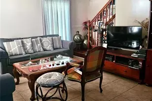 199 Leawood Cir, Naples, FL 34104 - Photo 8