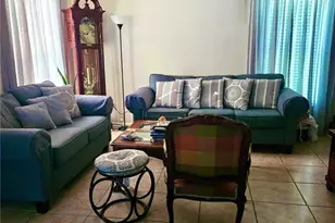 199 Leawood Cir, Naples, FL 34104 - Photo 6