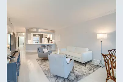 1016 Manor Lake Dr, Naples, FL 34110 - Photo 6